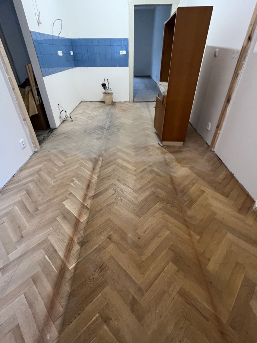 Bezprašně broušené parkety s olejovou povrchovou úpravou